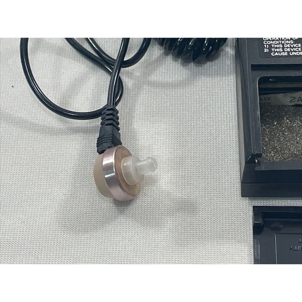 Realistic TRC 504 Voice Operated Two Way Audionic Communication System - Picture 7 of 10